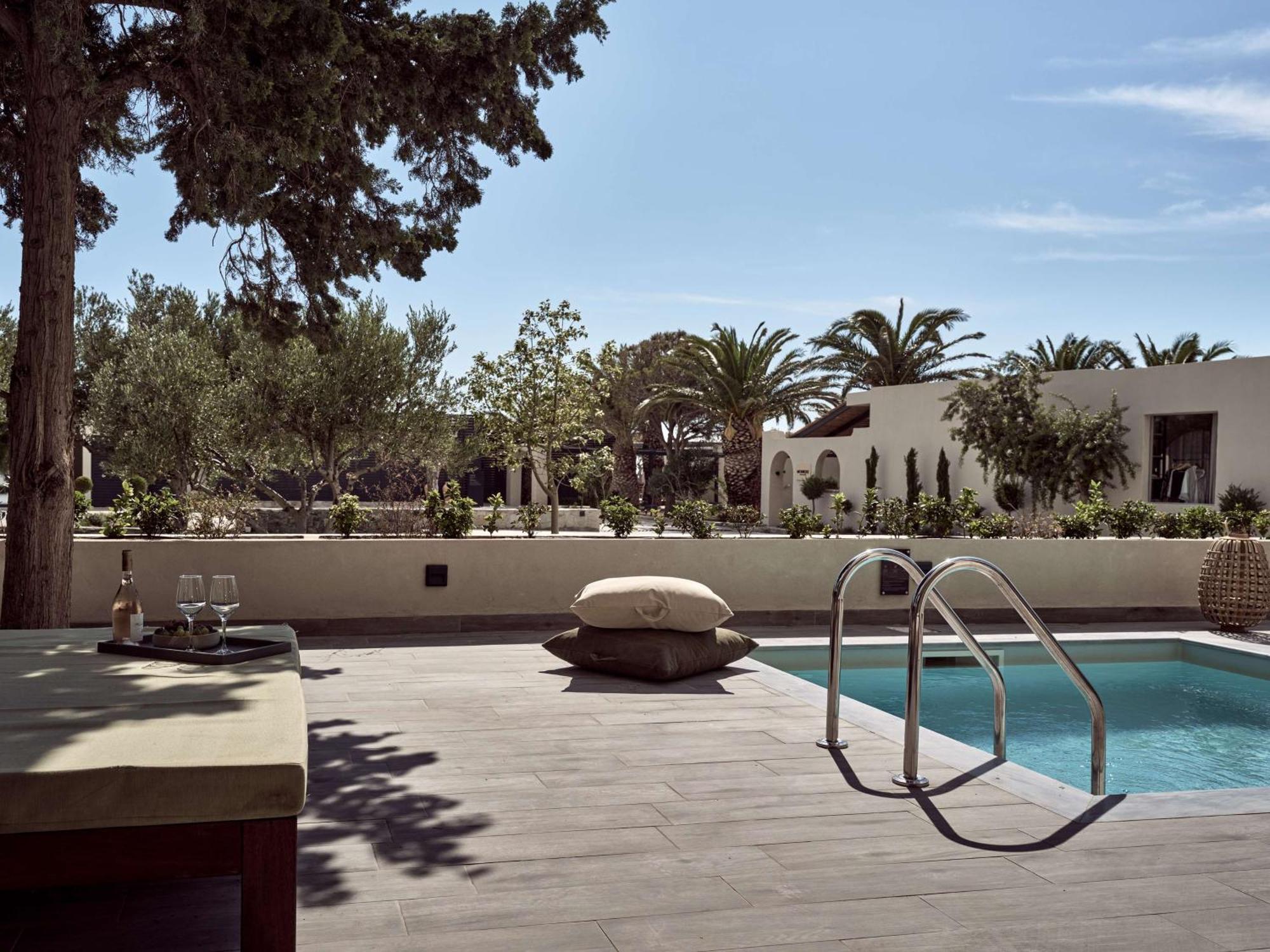 Numo Ierapetra Beach Resort Crete, Adults Only, Curio Collection Hilton エクステリア 写真