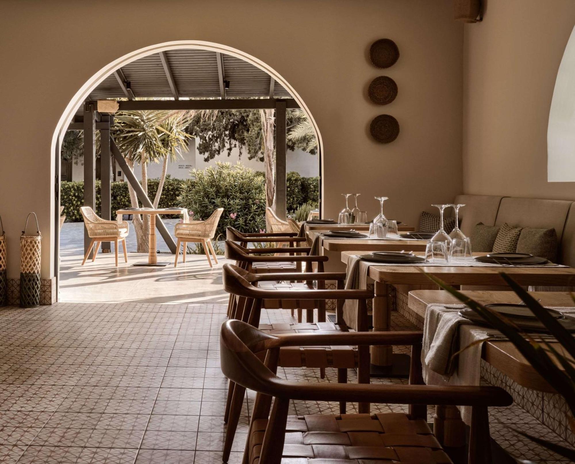 Numo Ierapetra Beach Resort Crete, Adults Only, Curio Collection Hilton エクステリア 写真