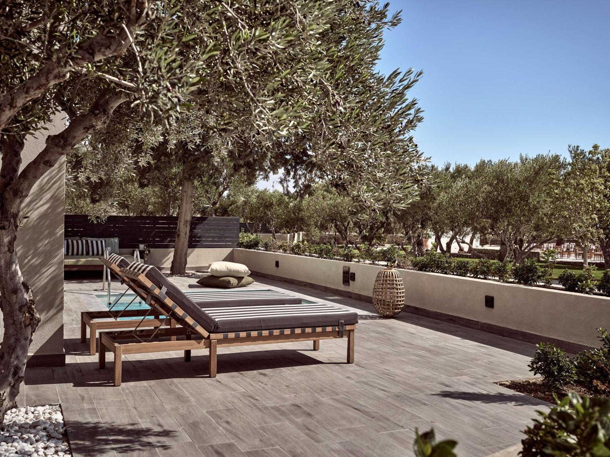 Numo Ierapetra Beach Resort Crete, Adults Only, Curio Collection Hilton エクステリア 写真