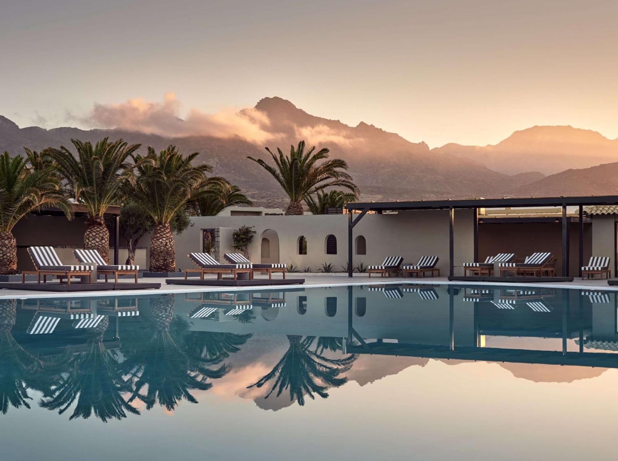 Numo Ierapetra Beach Resort Crete, Adults Only, Curio Collection Hilton エクステリア 写真